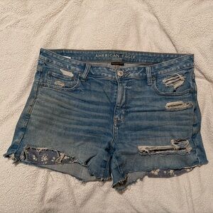 American Eagle Next Level Stretch Midi Shorts Distressed Floral Pocket Sz 14